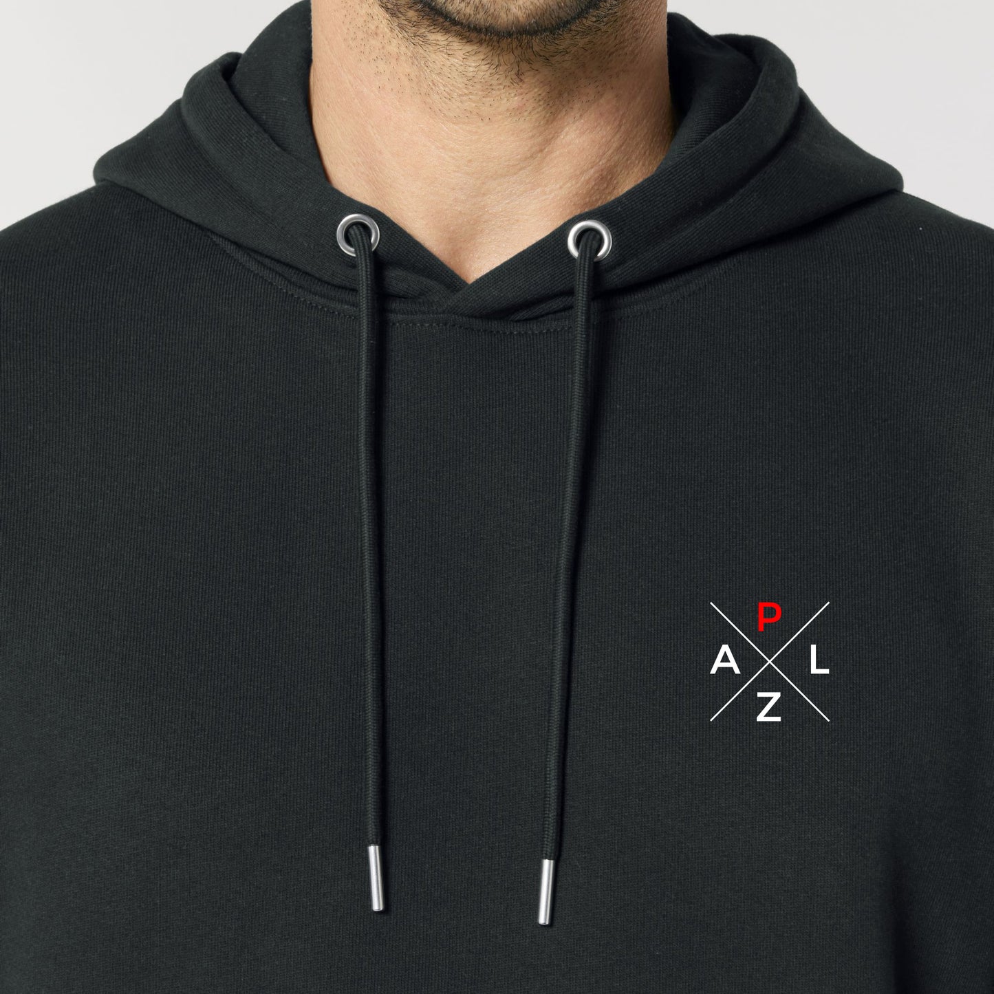 Palz_Premium_Hoodie_mit_gestickten_Markenlogo_schwarz_Detail