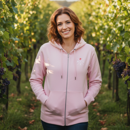 Lässiger PALZ Unisex Zip-Hoodie in Cotton Pink – moderne, nachhaltige Pfalz Mode für frische Frühlings- und Herbstoutfits.