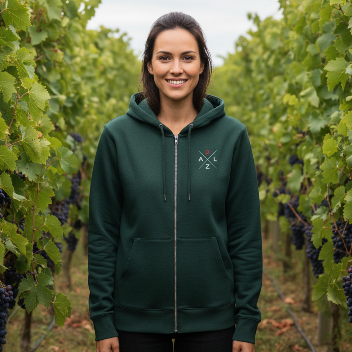 Grüner PALZ Premium Zipper aus schwerer 350 g/m² Sweatware mit dezentem Pfälzer Stick.